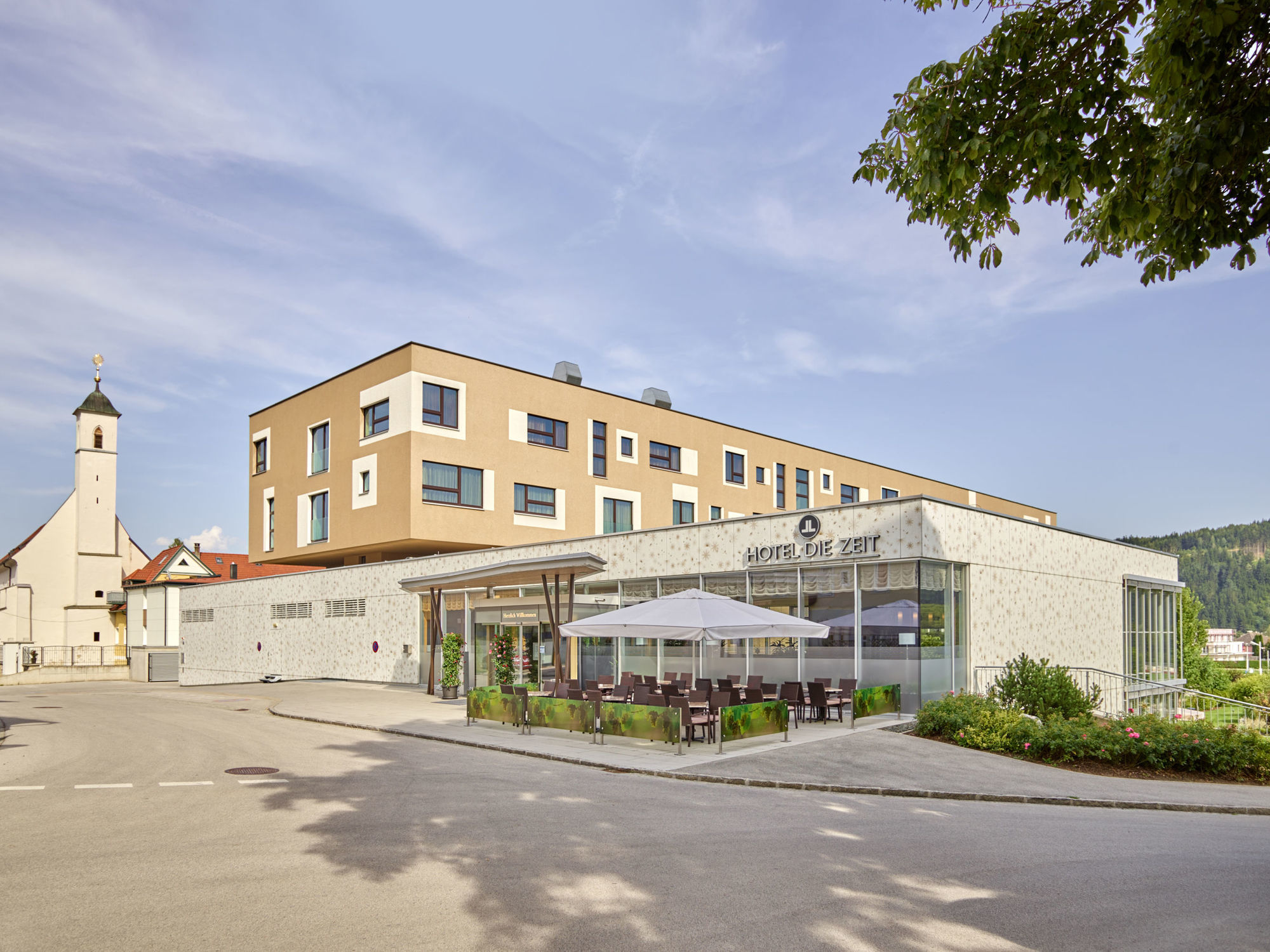 Hotel Die Zeit Sankt Veit an der Glan Exterior photo